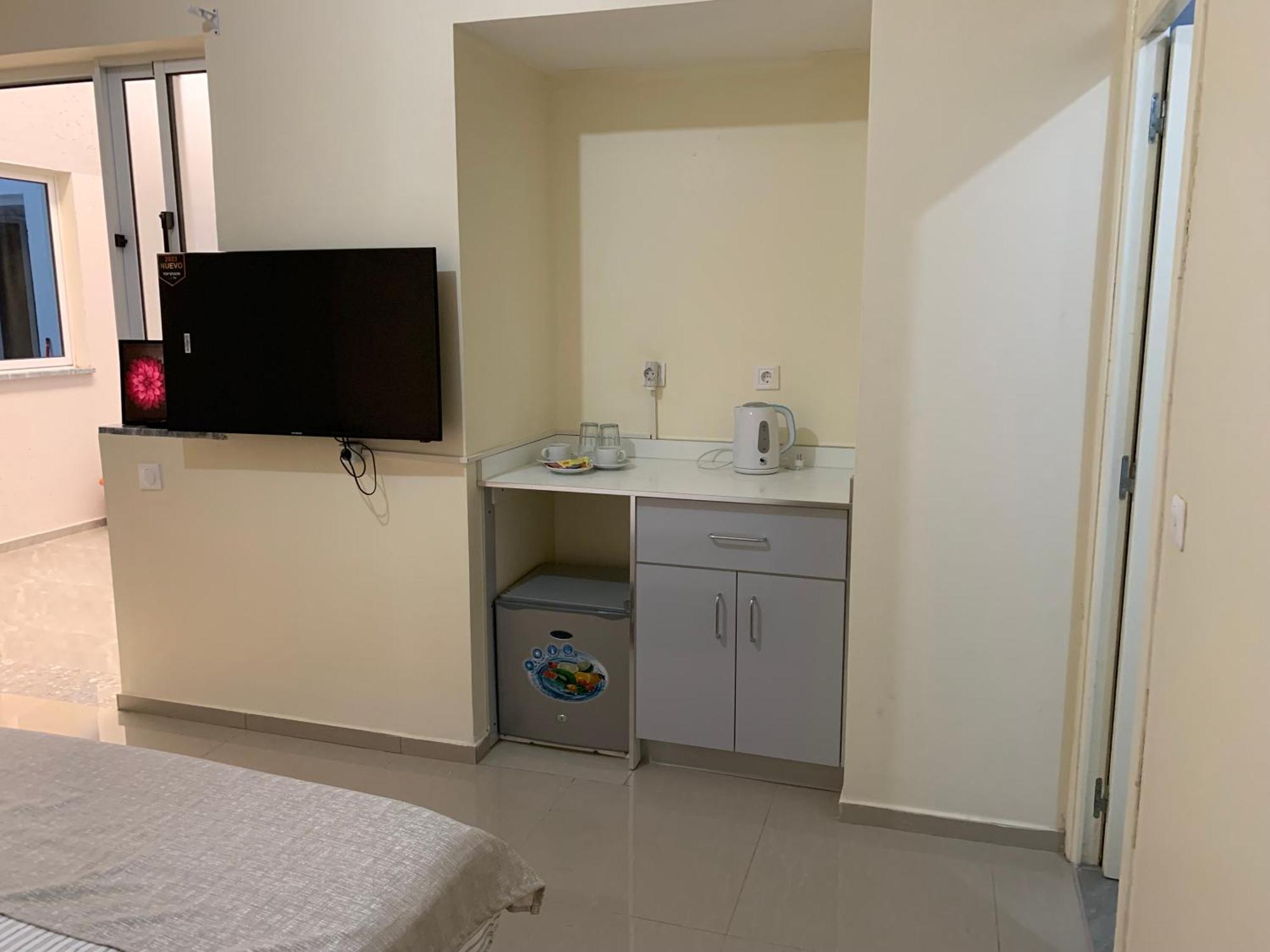 J Martins Apart Hotel Tarrafal  Zewnętrze zdjęcie